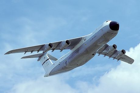Lockheed C-5 Galaxy Lockheed C-5 Galaxy