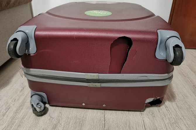 Oštećen prtljag Oštećen prtljag