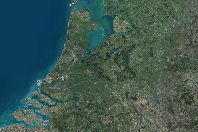 Satelitski snimak Holandije