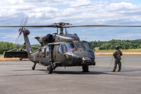 Autonomni Sikorsky helikopter UH-60 Autonomni Sikorsky helikopter UH-60