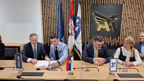 PILOTSKI KADETSKI PROGRAM ER SRBIJE I VAZDUHOPLOVNE AKADEMIJE