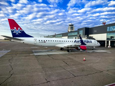 Embraer E195 Er Srbije Embraer E195 Er Srbije