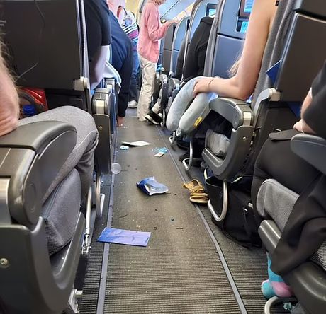 avion turbulencija putnici