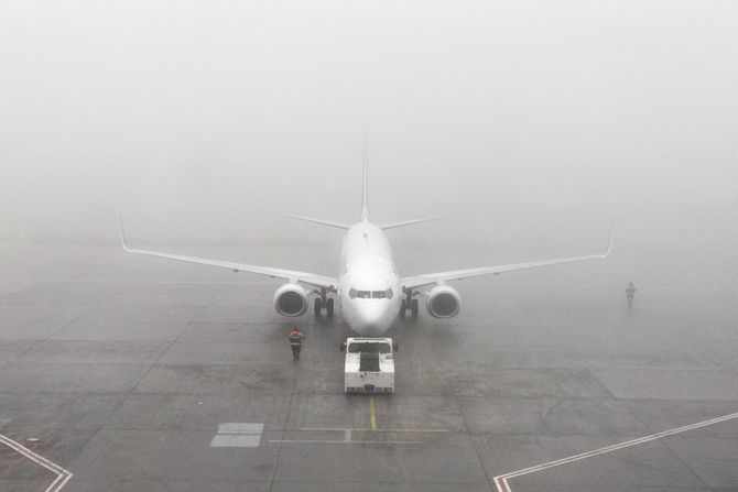 Magla na aerodromu Magla na aerodromu