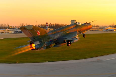 MiG-21 HRZ Hrvatska MiG-21 HRZ Hrvatska