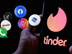 Tinder, telefon, aplikacija, društvene mreže