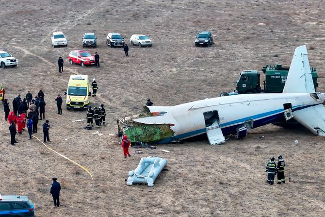 Srušio se avion Kazahstan Srušio se avion Kazahstan