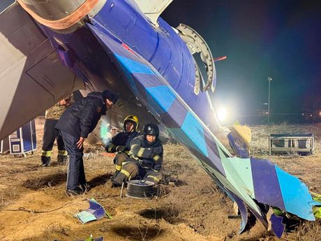 Kazahstan Aktau avion nesreća udes tragedija Airlines Embraer 190 Kazahstan Aktau avion nesreća udes tragedija Airlines Embraer 190