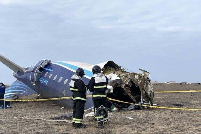 avion, pad aviona, kazahstan, Azarbejdžan avion, pad aviona, kazahstan, Azarbejdžan