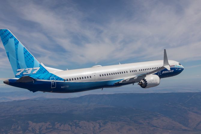 Boeing 737-10 Boeing 737-10