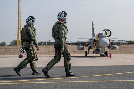 JAS 39 E Gripen JAS 39 E Gripen