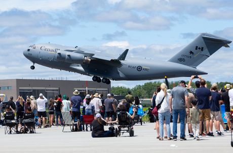 RCAF kanadsko ratno vazduhoplovstvo RCAF kanadsko ratno vazduhoplovstvo