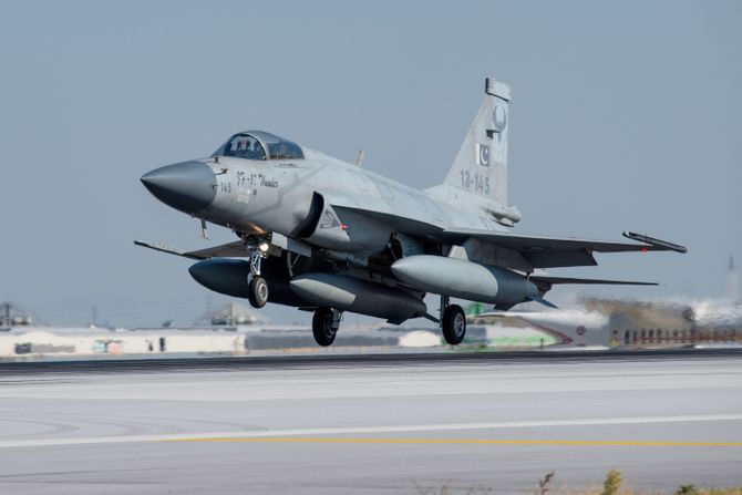JF 17 Thunder JF 17 Thunder
