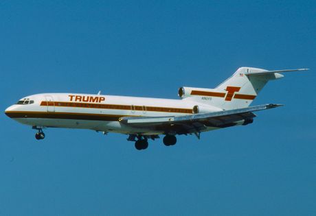Trump Shuttle Boeing 727 Tramp, 2 deo