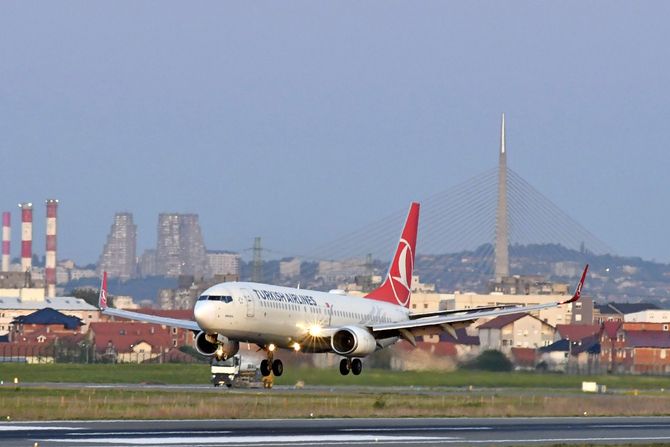 Turkish Airlines Boeing 737 avion