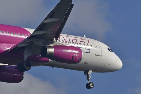 Wizz Air avion Airbus A320 Wizz Air avion Airbus A320