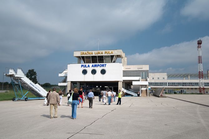 Aerodrom Pula