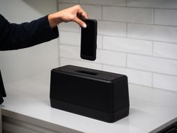 Telefon, mobilni , punjač kao toster