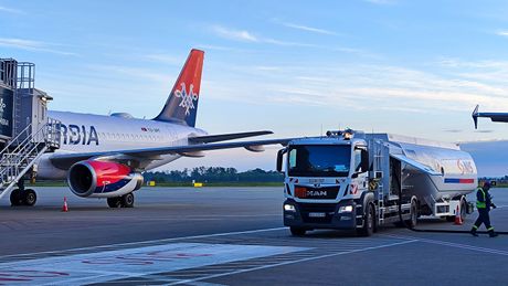 Aerodrom Beograd Nikola Tesla, NIS cisterna gorivo