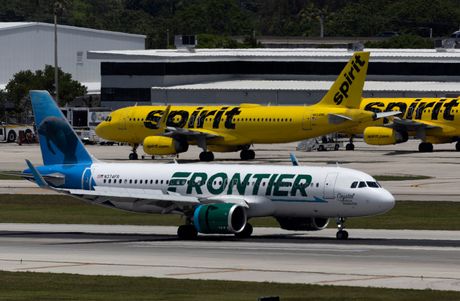 Spirit i Frontier Spirit i Frontier