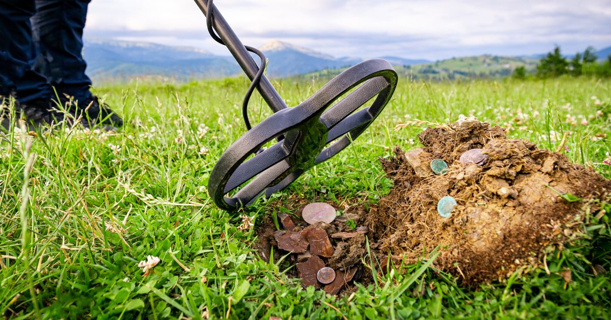 "Left as a gift to the deities": Massive 3,500-year-old bronze axe found in Switzerland