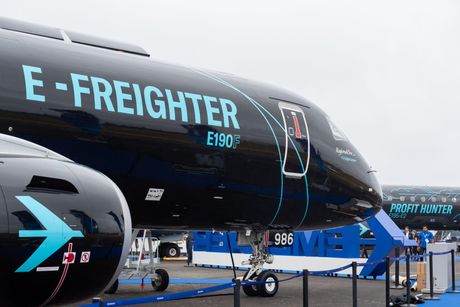 Embraer E190F E-Freighter Embraer E190F E-Freighter