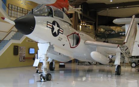 Vought F7U Cutlass