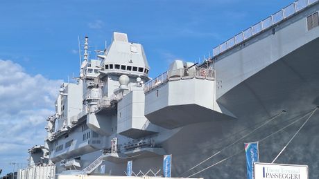 Italijanski nosač aviona Trst Trieste