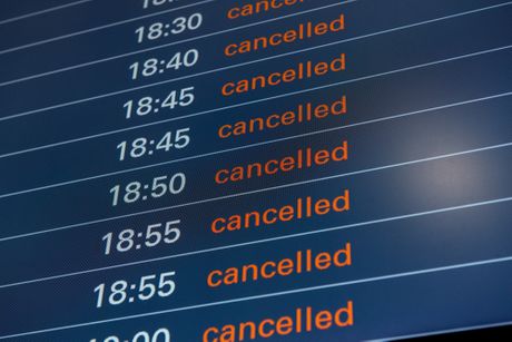 Gužva na aerodromu, okazani letovi Gužva na aerodromu, okazani letovi