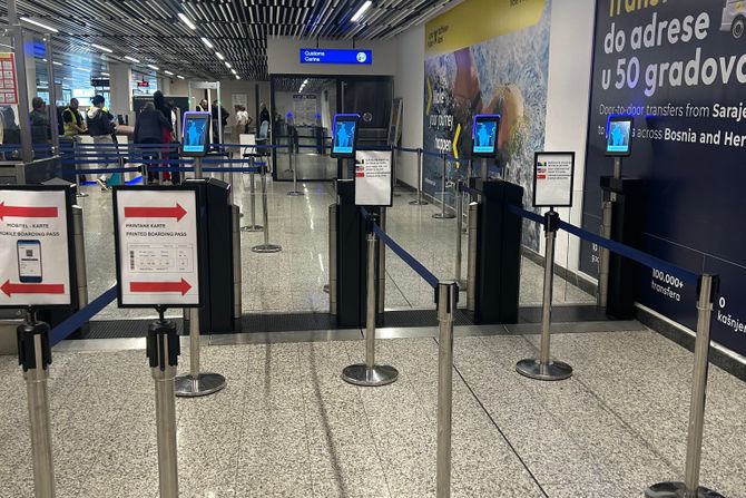 E-gate E-gate