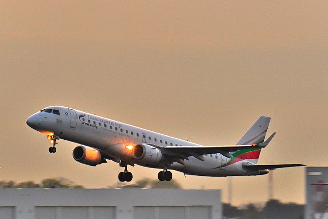 Bulgaria Air / Air Serbia Embraer E190
