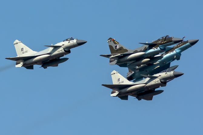 Chengdu J 10 pakistan