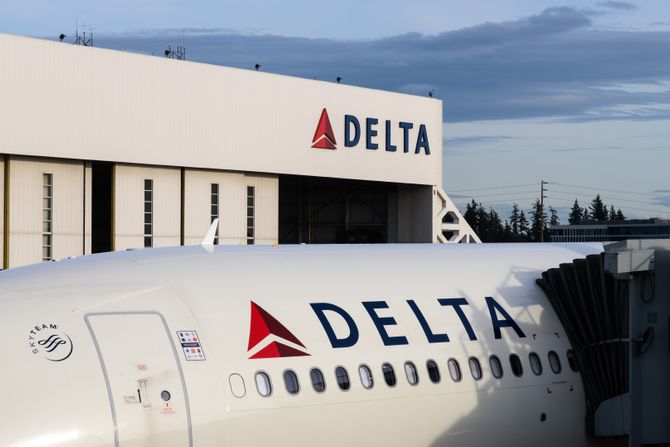 Delta Air Lines Delta Air Lines