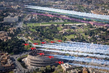 Red Arrows Red Arrows