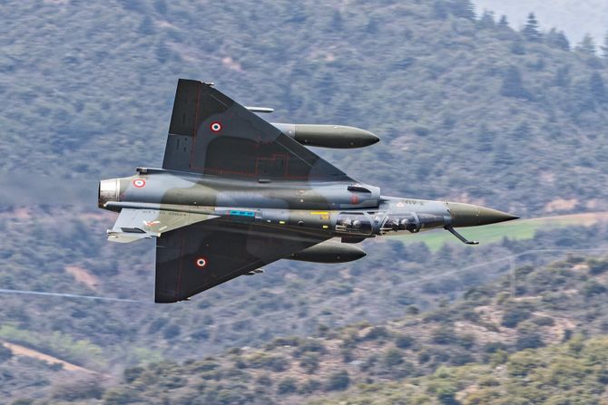 Mirage 2000 avion Miraž Mirage 2000 avion Miraž
