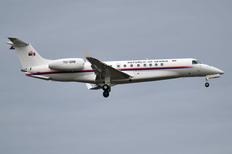 Avio služba Embraer Legacy 600 YU-SRB