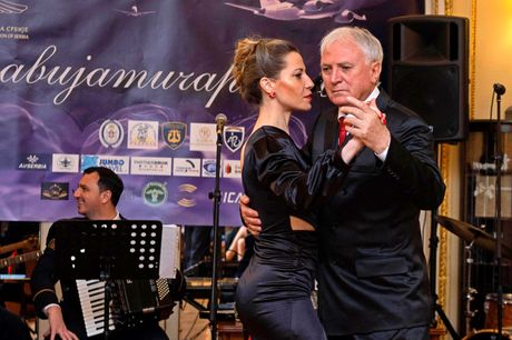 Avijatičarski bal