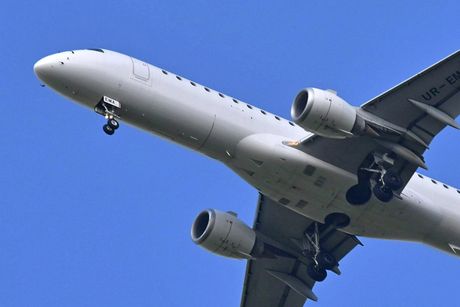 Embraer 190 195 beli neutral