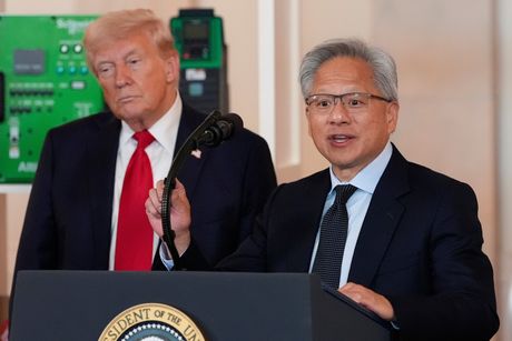 Jensen Huang, Donald Tramp