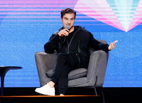 Brian Chesky, Brajan Česki