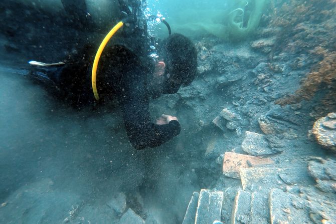 Olupina dva danska broda