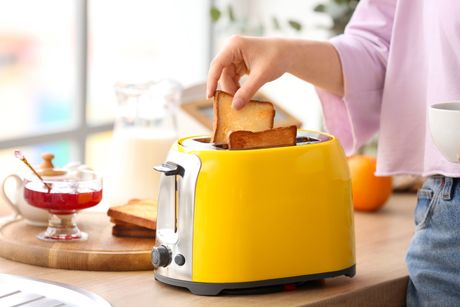 tost hleb, tostirani hleb, toster, doručak, hleb za doručak