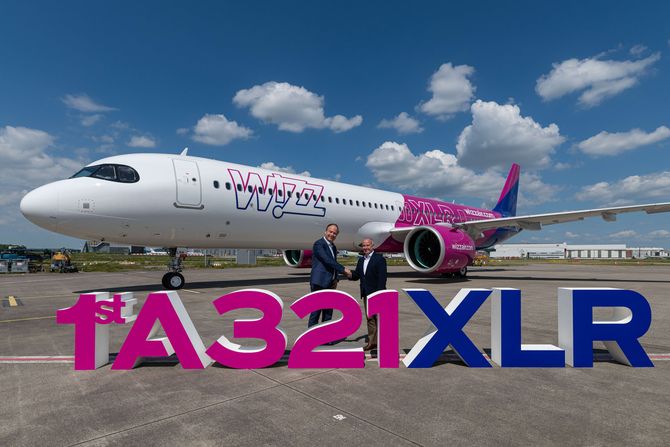 Erbas isporučio prvi putnički avion A321XLR sa Prat i Vitni motorima avio kompaniji Viz Er