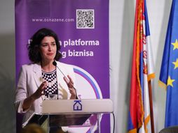 Žene, platforma takmičenje, OsnaŽene