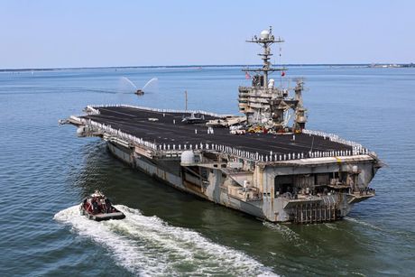 USS Harry Truman USS Harry Truman