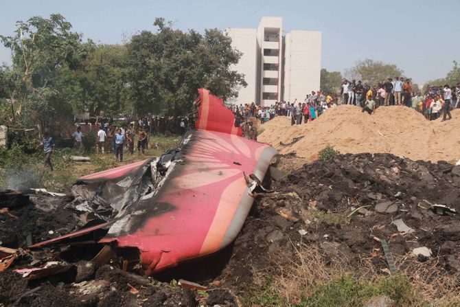 avion, indija, pad, pao