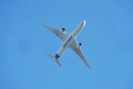 Sajam vazduhoplovstva u Parizu Sajam vazduhoplovstva u Parizu