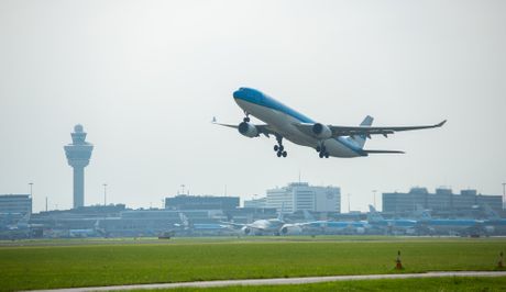 KLM Airbus A330-300 PH AKA