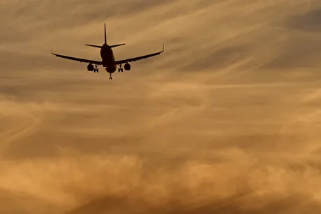 Avion Airbus A320, zalazak sunaca