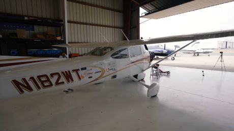 Ethan Guo Cessna 182 Q